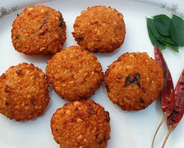 Crispy Parippuvada Recipe | Traditional Kerala Evening Snack